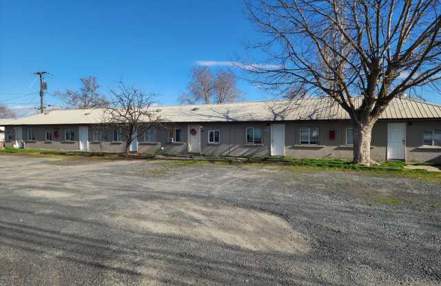 1 bed 1 bath unit w/ shared laundry photos photos