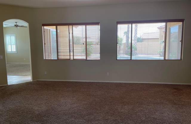 2619 E Hazeltine Way Gallery 3