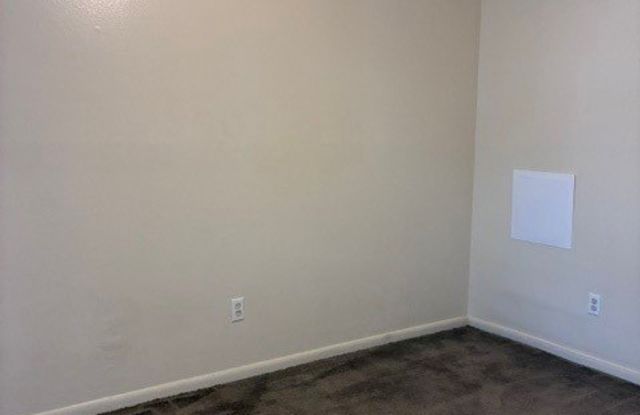 711 W King Avenue Gallery 3
