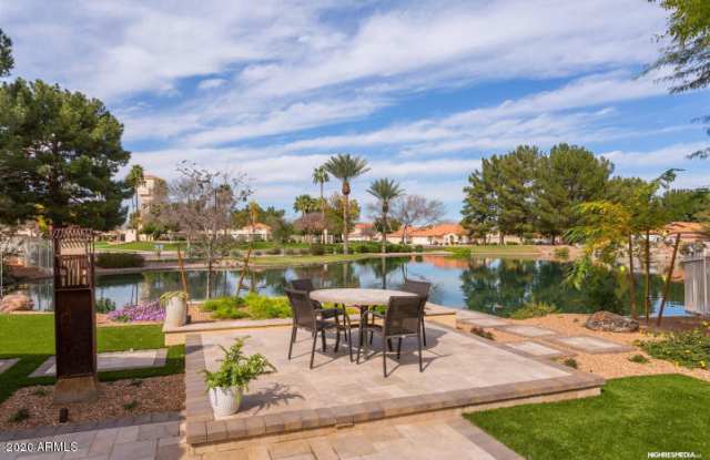 1634 S VILLAS Lane Gallery 3
