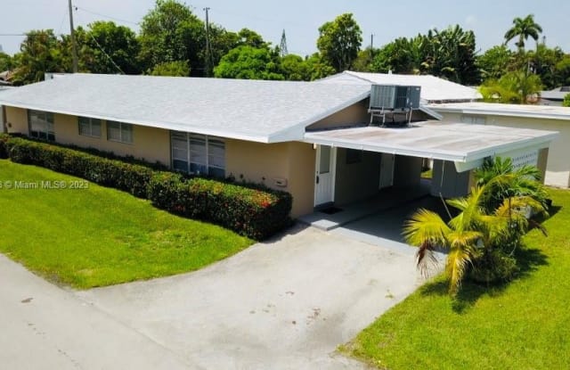 1420 N 16th Ave - 1420 North 16th Avenue, Hollywood, FL 33020