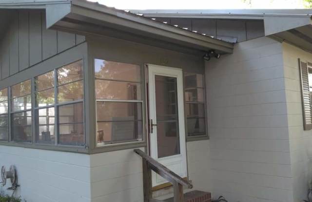 2240 Southwest Sisters Welcome Road Unit 102 Gallery 2