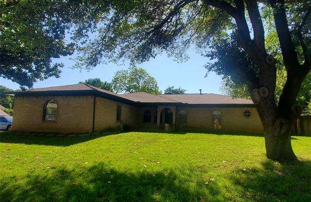 1404 Overlook Drive - 1404 Overlook Drive, Grapevine, TX 76051