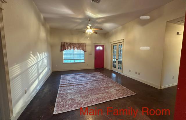 13926 Patricia Lane Gallery 2
