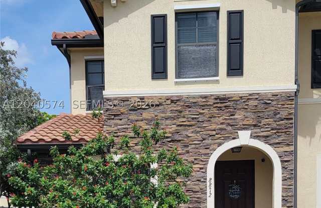 8872 W 35th Ct Gallery 3
