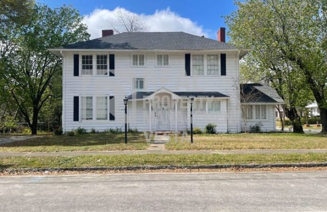1005 Courtland Avenue - 1005 Courtland Avenue, Macon-Bibb, GA 31204