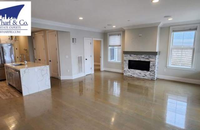 579 East 8th St. Gallery 2