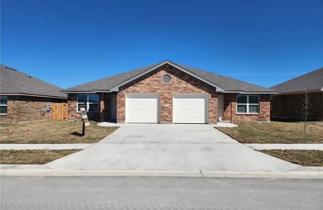 543 Lost Trail unit: A photos photos