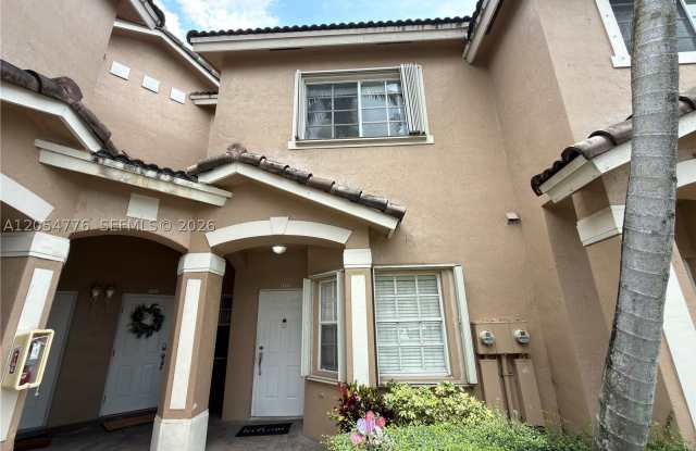 5707 NW 114th Ct Gallery 2