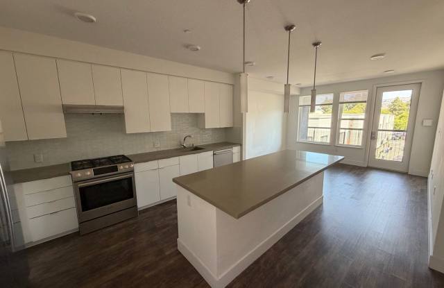 $2,695 / 1 BR - STYLISH & CONVENIENT HOME IN THE HEART OF FREMONT! photos photos $2,695 / 1 BR - STYLISH & CONVENIENT HOME IN THE HEART OF FREMONT! photos photos