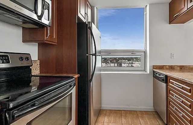 349 Grove St Apt 10A Gallery 1