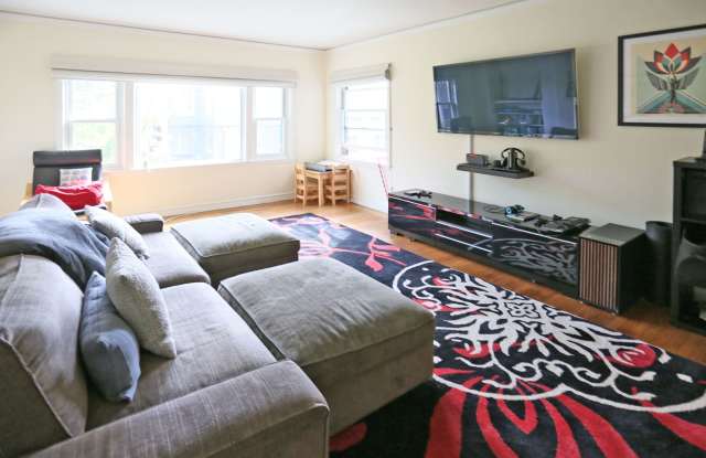 33 Loyola Terrace Gallery 4