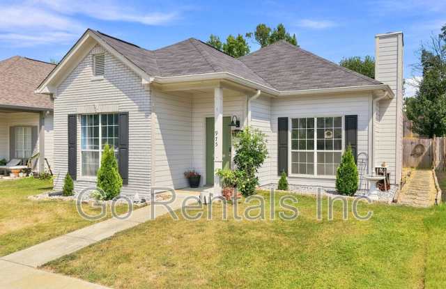 975 McAllister Drive Gallery 1