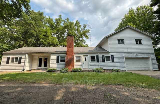1739 Embury Park Road Gallery 1
