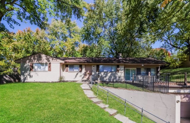 155 Arlington Avenue - 155 Arlington Avenue, Franklin, OH 45005
