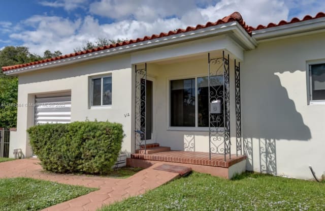 212 Ponce De Leon Blvd - 212 Ponce De Leon Boulevard, Coral Gables, FL 33134