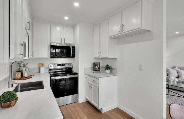10235 Madrid Way Unit 108 Gallery 3