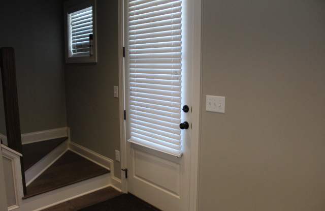 130 Pinebranch Court Gallery 2