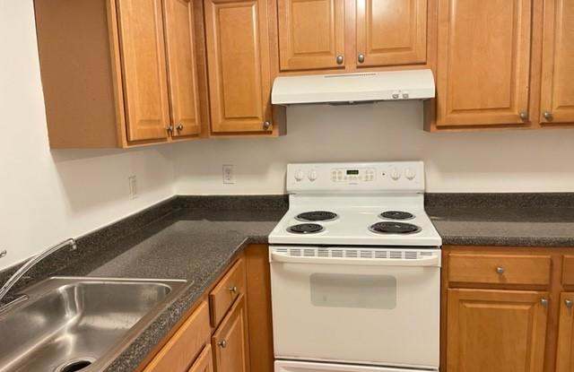 89 Elmwood Park - 89 Elmwood Park, Quincy, MA 02170