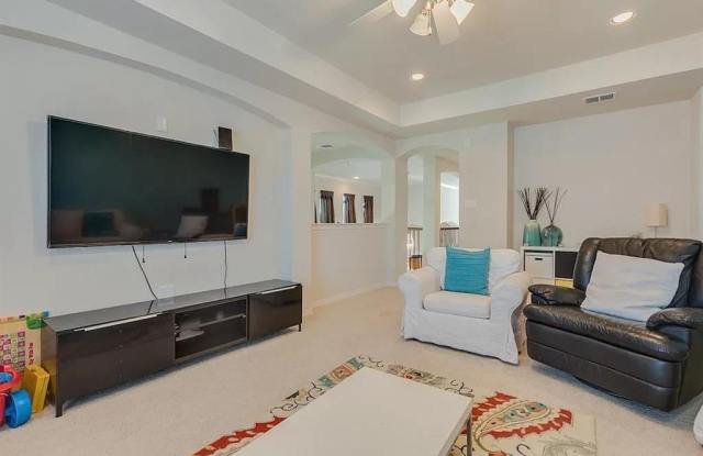 10097 Downbrook Drive Gallery 4