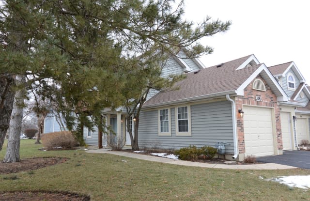 1083 Rockport Drive - 1083 Rockport Drive, Carol Stream, IL 60188