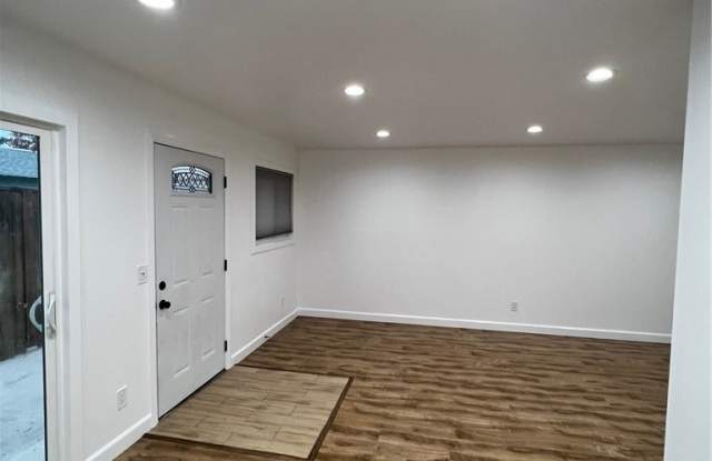 30517 Canwood Street Gallery 4
