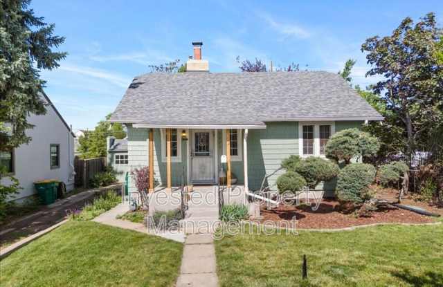 3077 Benton St photos photos
