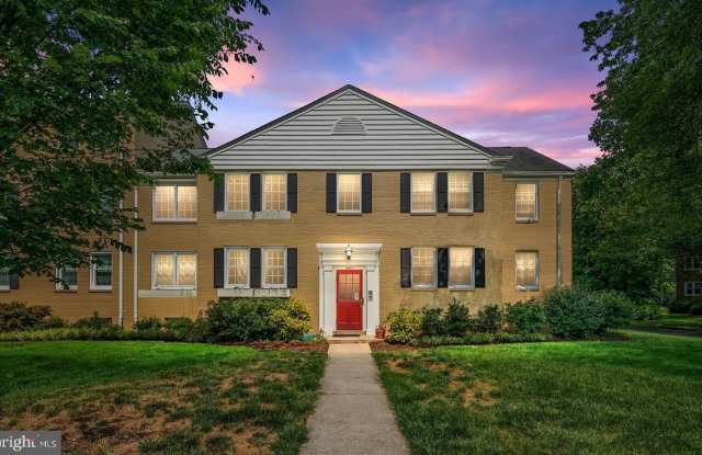 6603 E WAKEFIELD DR #B1 photos photos