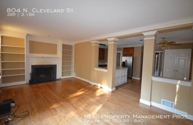804 N. Cleveland St. Gallery 4