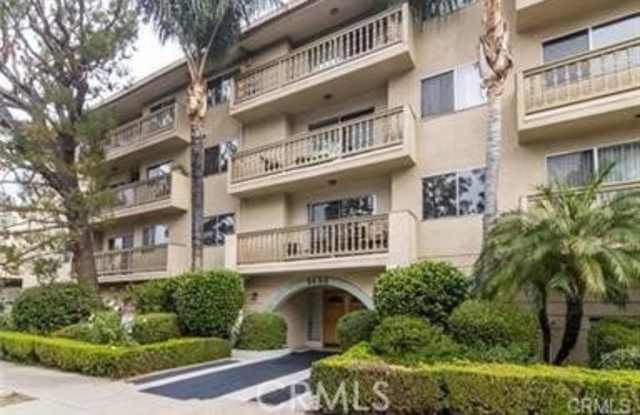 5400 Lindley Avenue - 5400 Lindley Avenue, Los Angeles, CA 91316
