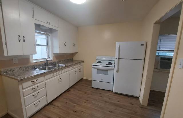 202 N Pierce Gallery 4