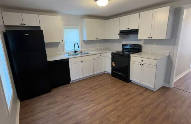 Newly Renovated 3 Bedroom / 2 Bath Home – 120 E. 14th Street, Winston-Salem photos photos