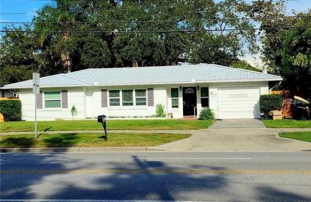 305 N HERCULES Avenue Gallery 1