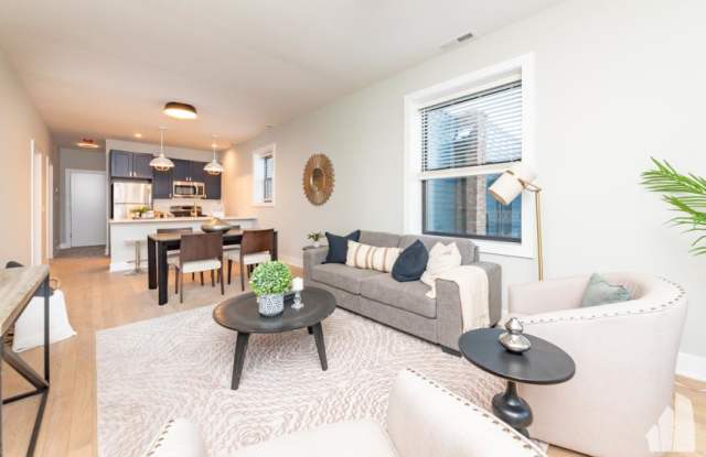 4403 N Seeley Gallery 3