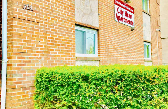 709 Wethersfield Avenue - 709 Wethersfield Avenue, Hartford, CT 06114