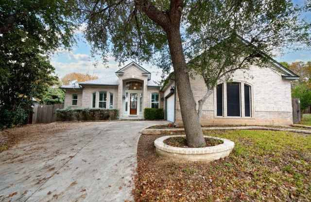 Spacious & Updated 3-Bedroom Home in Deer Creek, Schertz, TX - Realtor Commission: $500 Gallery 3