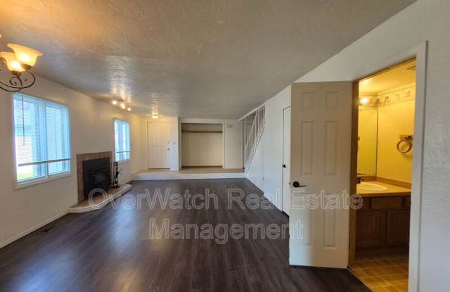 6872 Tamir Avenue Gallery 2