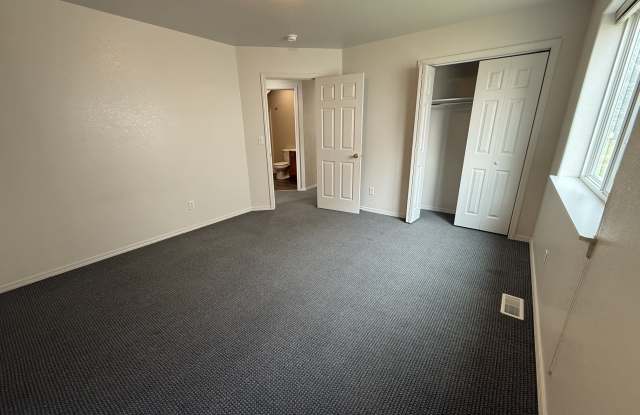913 Cardinal Drive - B Gallery 4