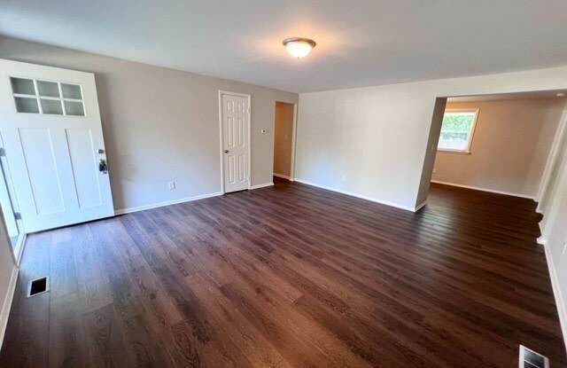 3941 Della Court Gallery 4