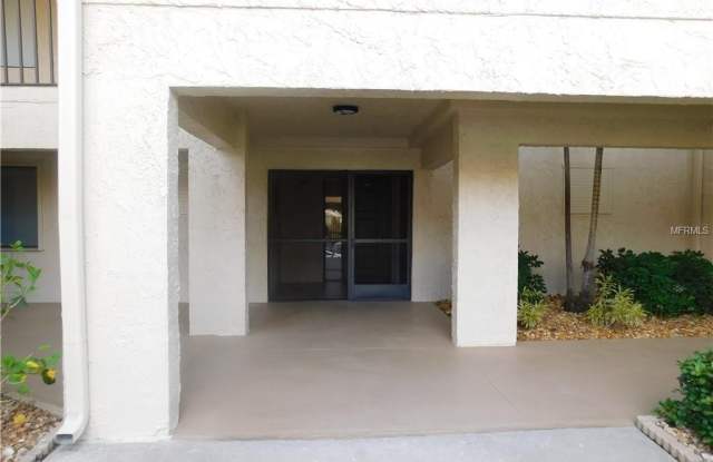 3 PIRATES LANE 33A Gallery 3