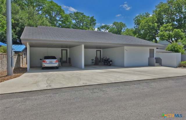 535 Ski Lodge unit: 2 photos photos