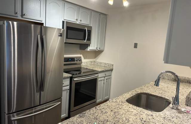 13513 ORCHARD Drive unit: 3513 - 13513 Orchard Drive, Centreville, VA 20124