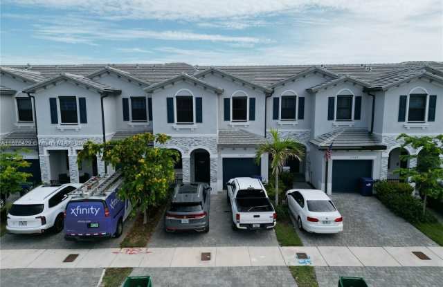 13371 SW 287th St photos photos