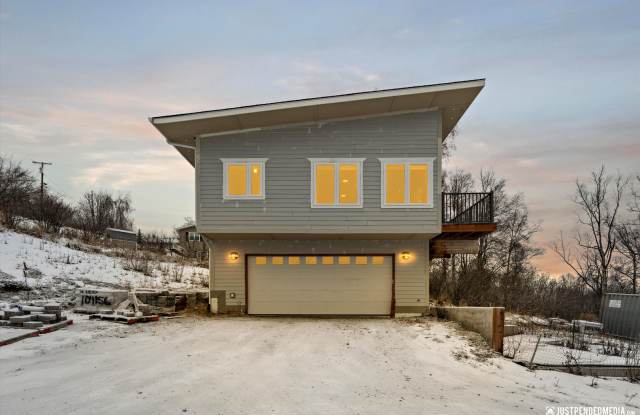 Eagle River Valley Escape - 24618 Wilma Circle, Anchorage, AK 99577