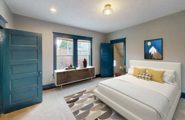 6321 LIVE NEAR THE ROOSEVELT LIGHT RAIL CORE photos photos