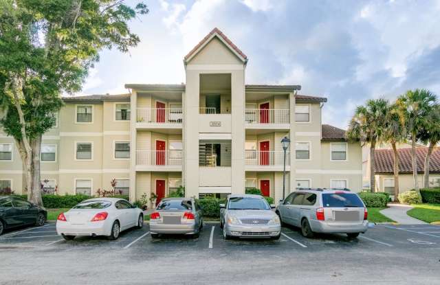 RENT BY OCTOBER 15th and GET THE REST OF OCTOBER FREE!! Charming 2bed / 2bath Condo for Rent at Blossom Park Villas in Kissimmee! - 3004 Parkway Boulevard, Osceola County, FL 34747