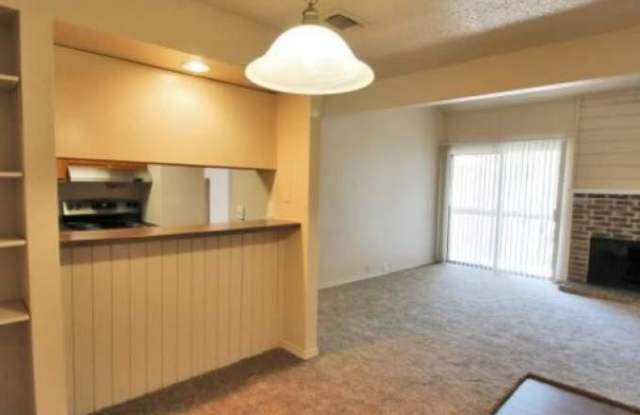 11883 Belair Dr Gallery 4