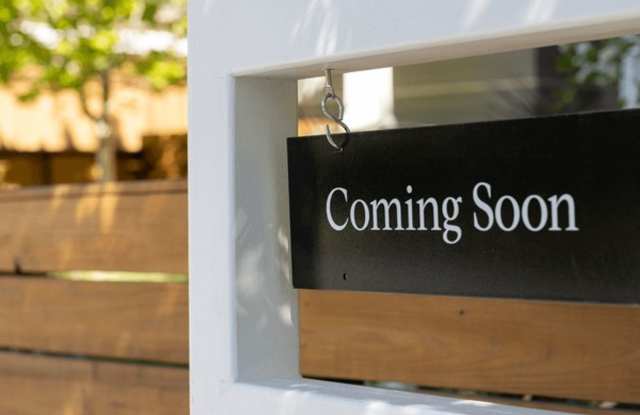806 Woodland St. Gallery 1