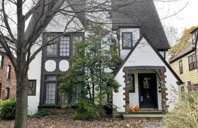 18928 Winslow Rd Upper - 18928 Winslow Road, Shaker Heights, OH 44122