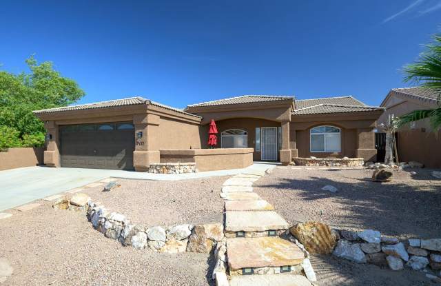 Beautiful Desert Lakes Home with Amazing Golf Course Views! Gallery 4